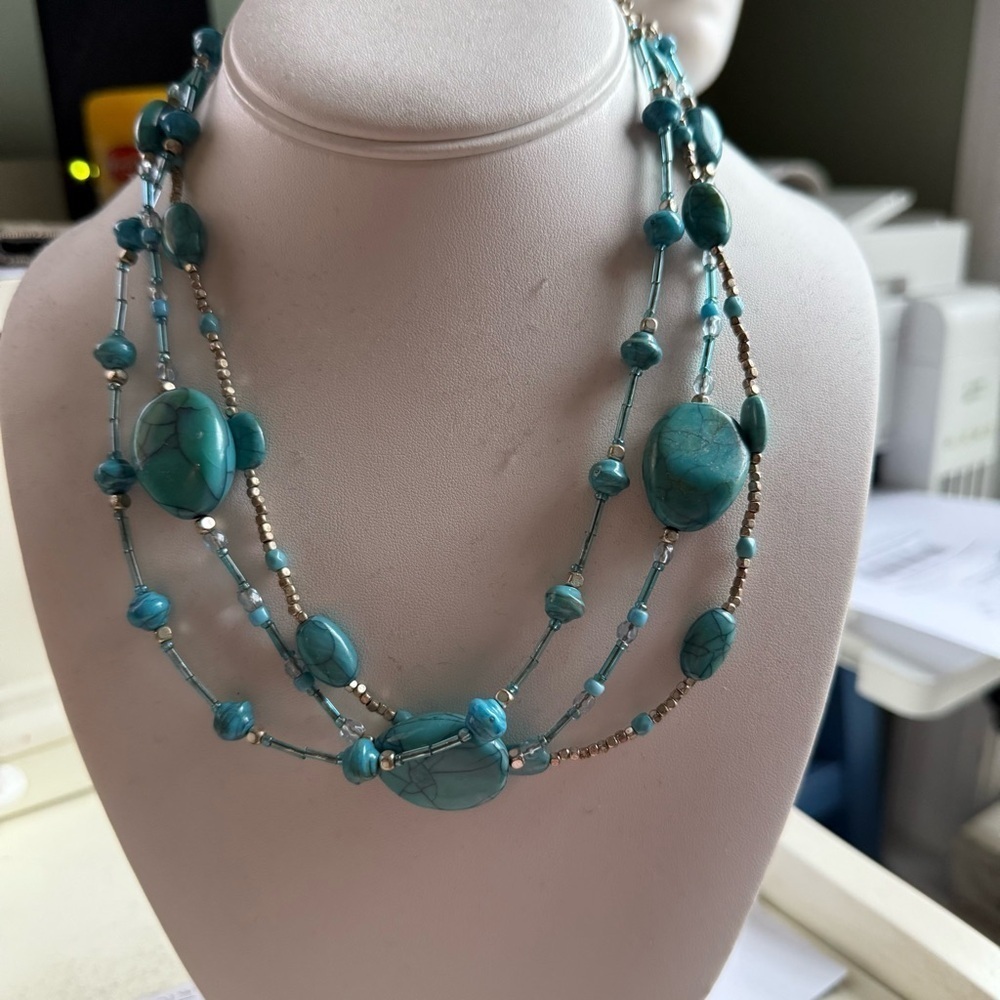 Avon Women’s Faux Turquoise Triple Strand Necklace Boho Southwest Western